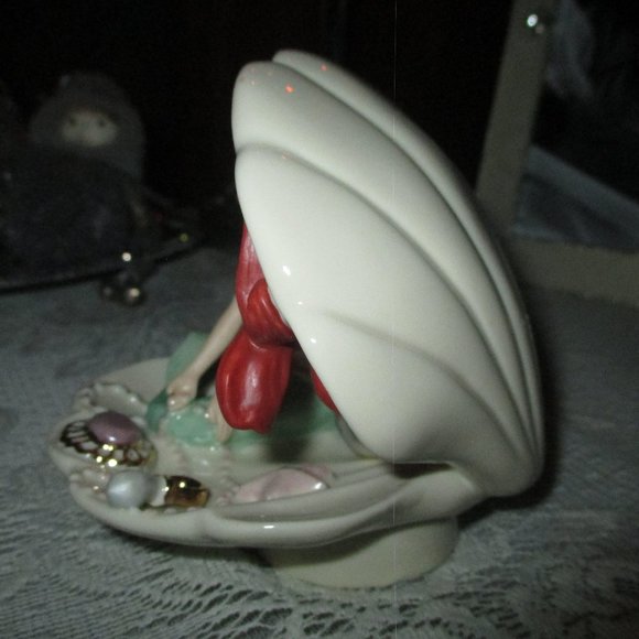 Disney's Ariel's Gleaming Treasure - Picture 7 of 8